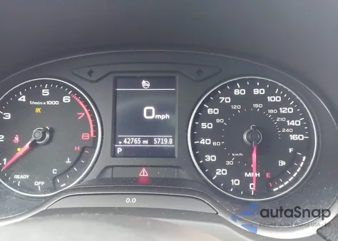 2019 Audi A3 45 Premium z USA, uszkodzony, nr VIN WAUBEGFF5KA079898